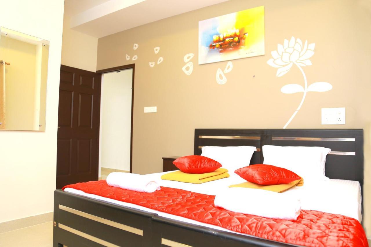 Metro Residency Hotel Kochi Exterior foto