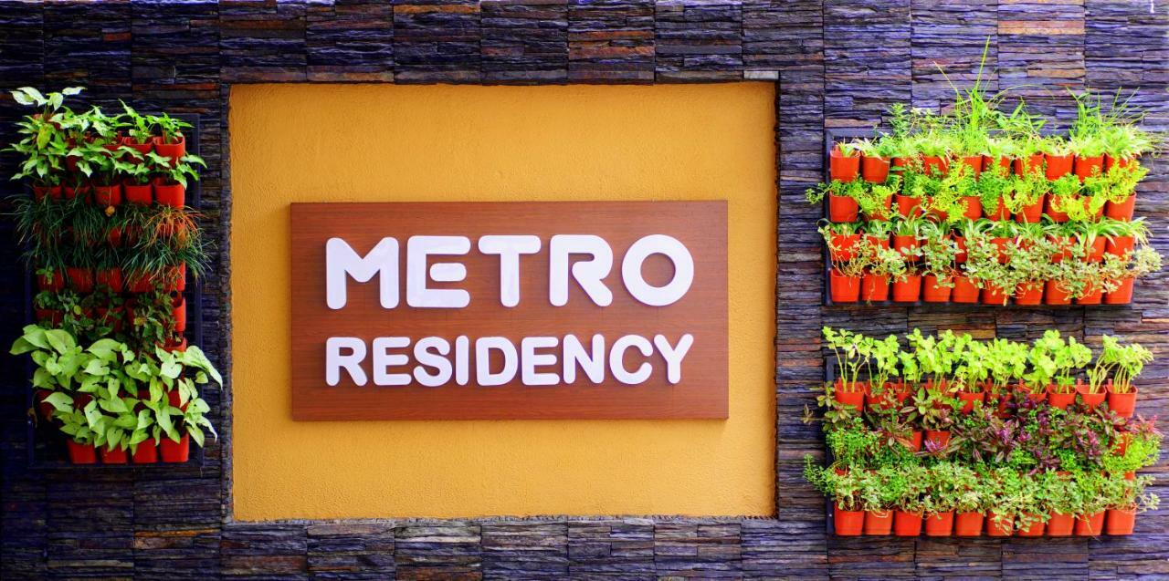 Metro Residency Hotel Kochi Exterior foto